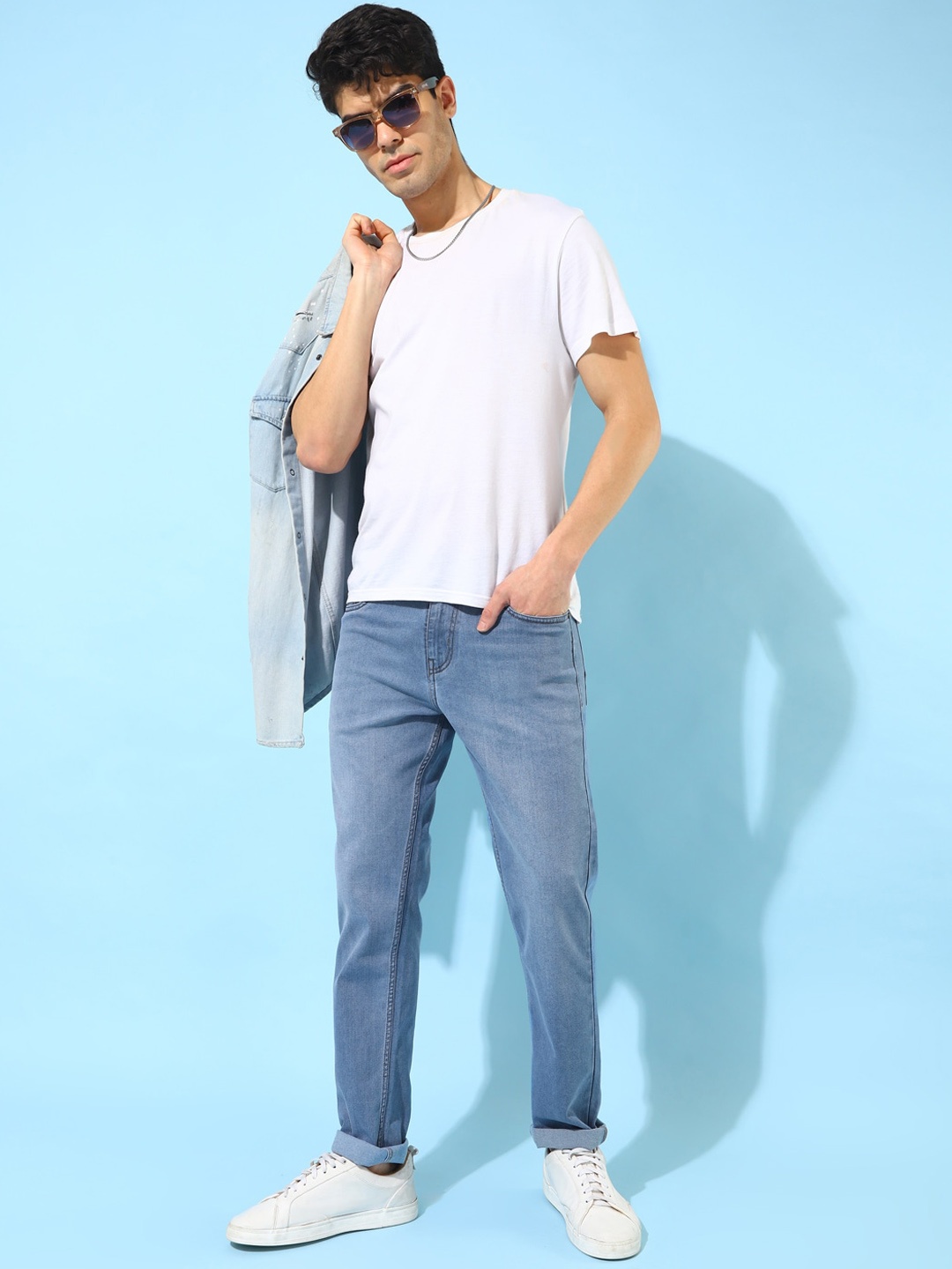 

Kook N Keech Men Blue Jean Slim Fit Clean Look Light Fade Stretchable Jeans