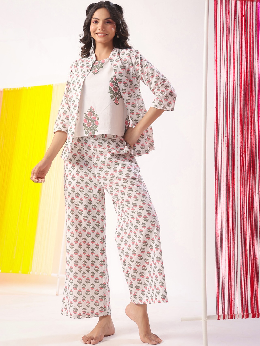 

JISORA Floral Printed Night suit, White