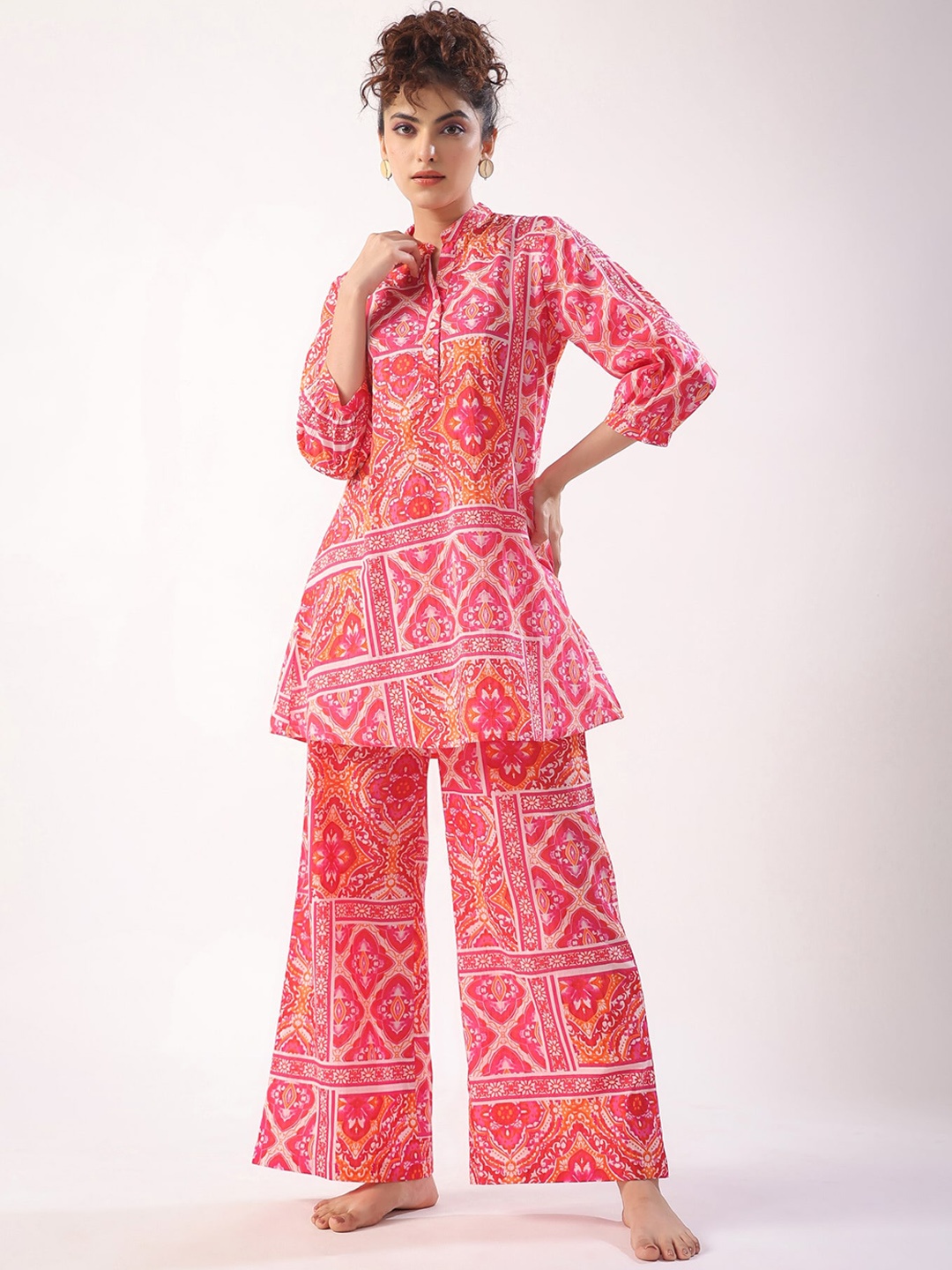 

JISORA Pink Ethnic Motifs Printed Night suit