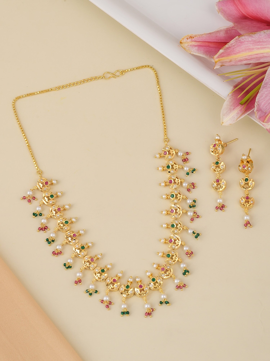 

Designbox Stone Studded Jewellery Set, Gold