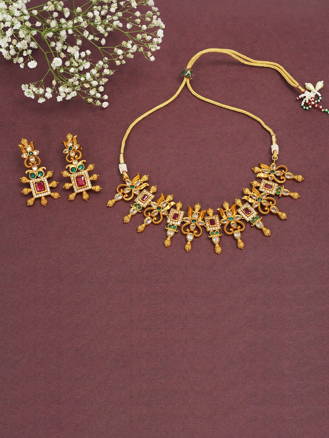 

Designbox Stone Studded Jewellery Set, Gold