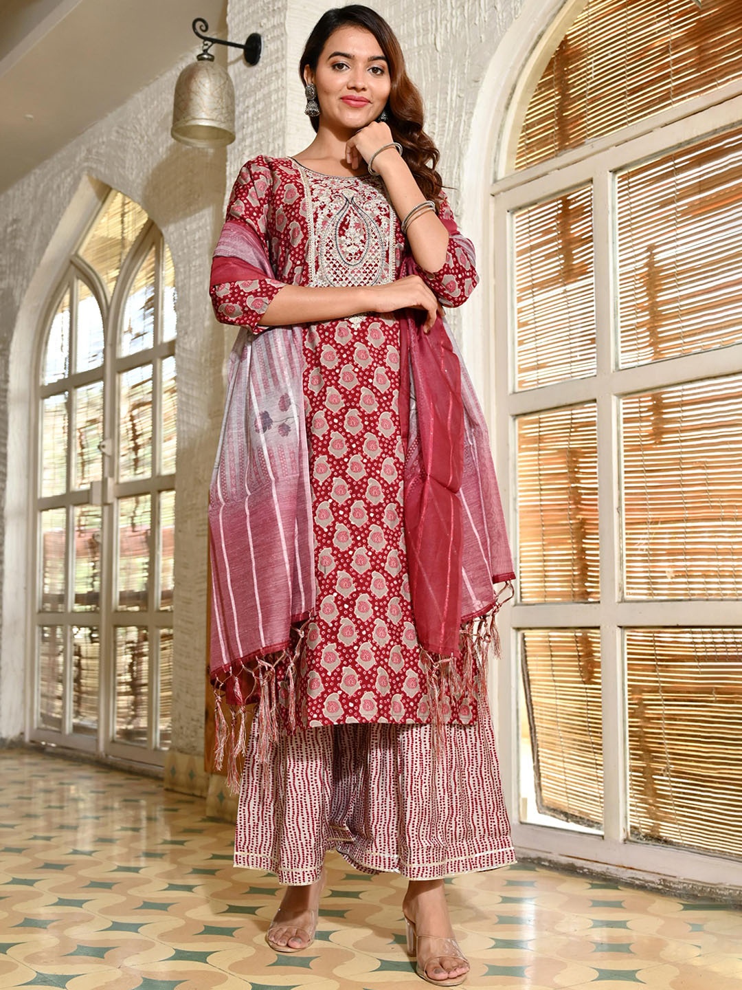 

KALINI Floral Embroidered Regular Straight Kurta With Trousers & Dupatta, Maroon