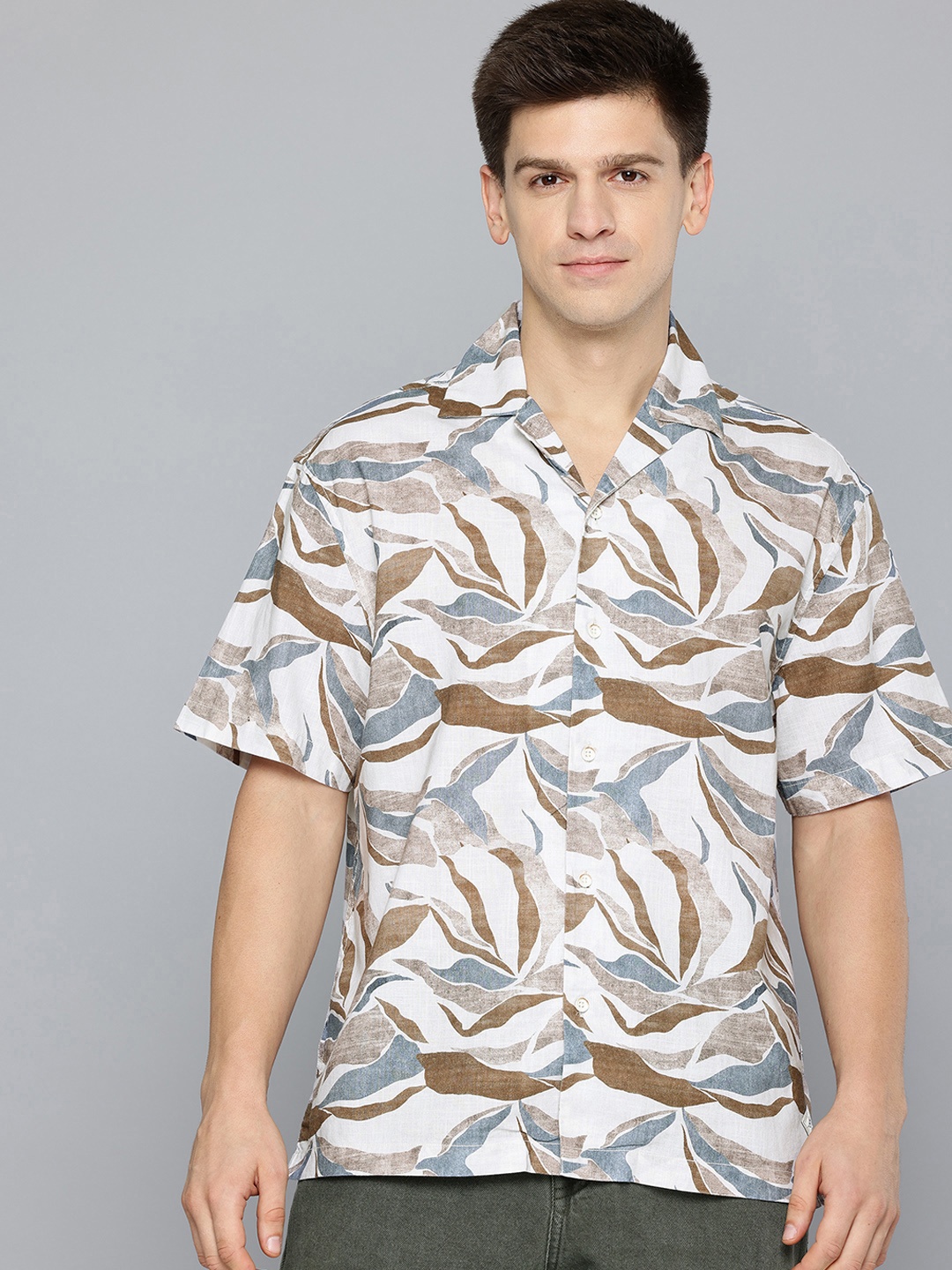 

Aeropostale Opaque Printed Casual Shirt, Multi