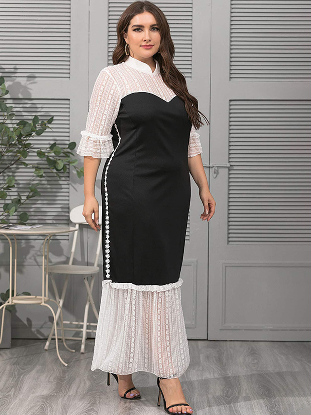 

LULU & SKY Colourblocked Maxi Dress, Black
