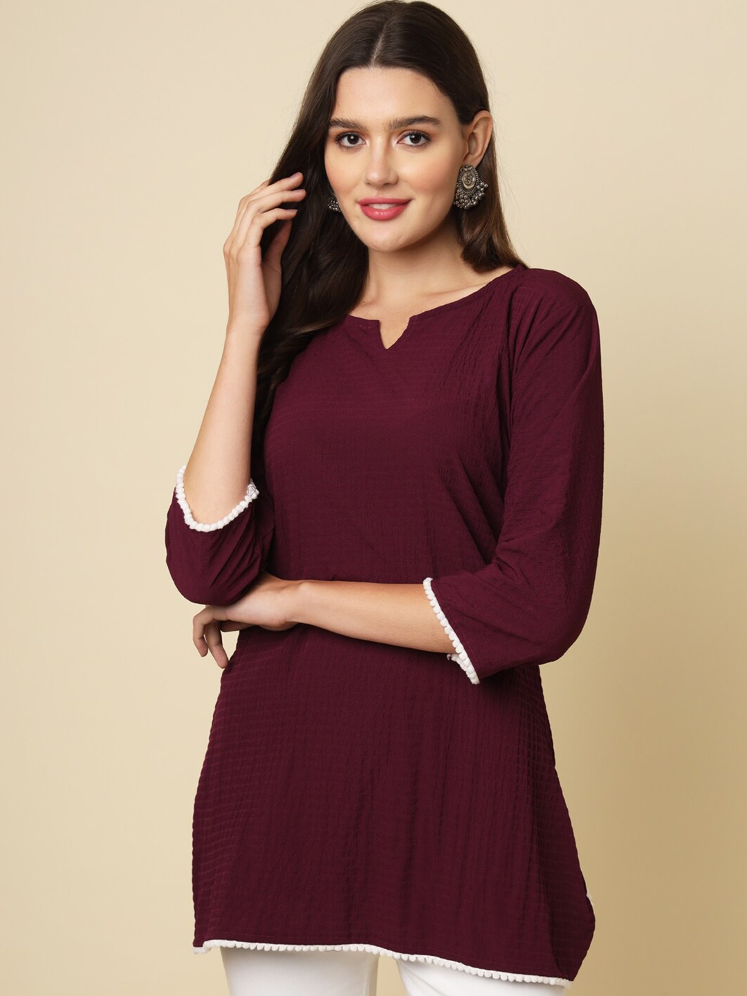 

VAIRAGEE Notched Round Neck Straight Kurti, Burgundy