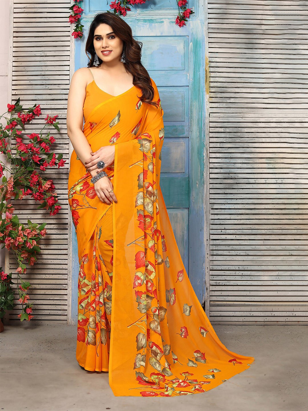 

ANAND SAREES Floral Printed Saree, Yellow