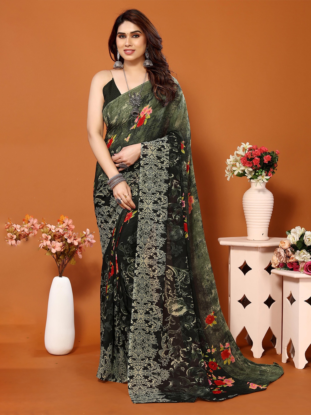 

Moda Rapido Floral Printed Saree, Green