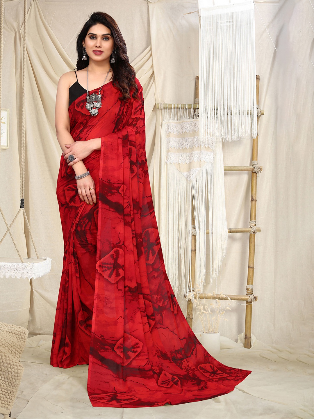 

ANAND SAREES Abstract Printed Saree, Red