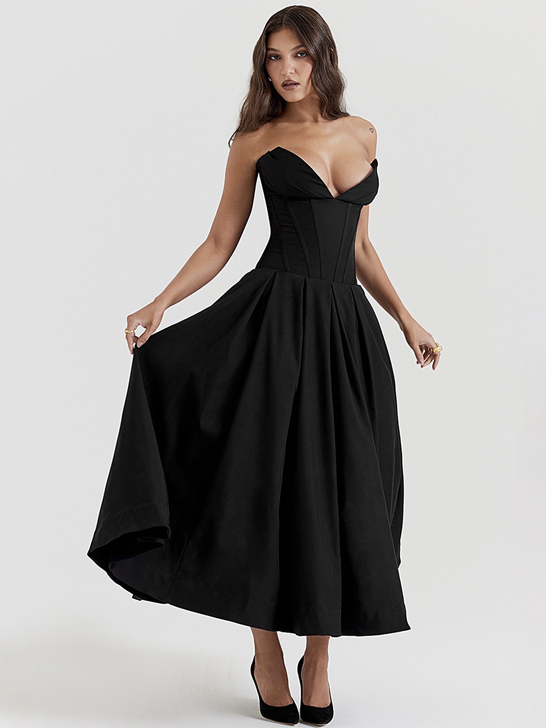 

LULU & SKY Off-Shoulder Maxi Dress, Black
