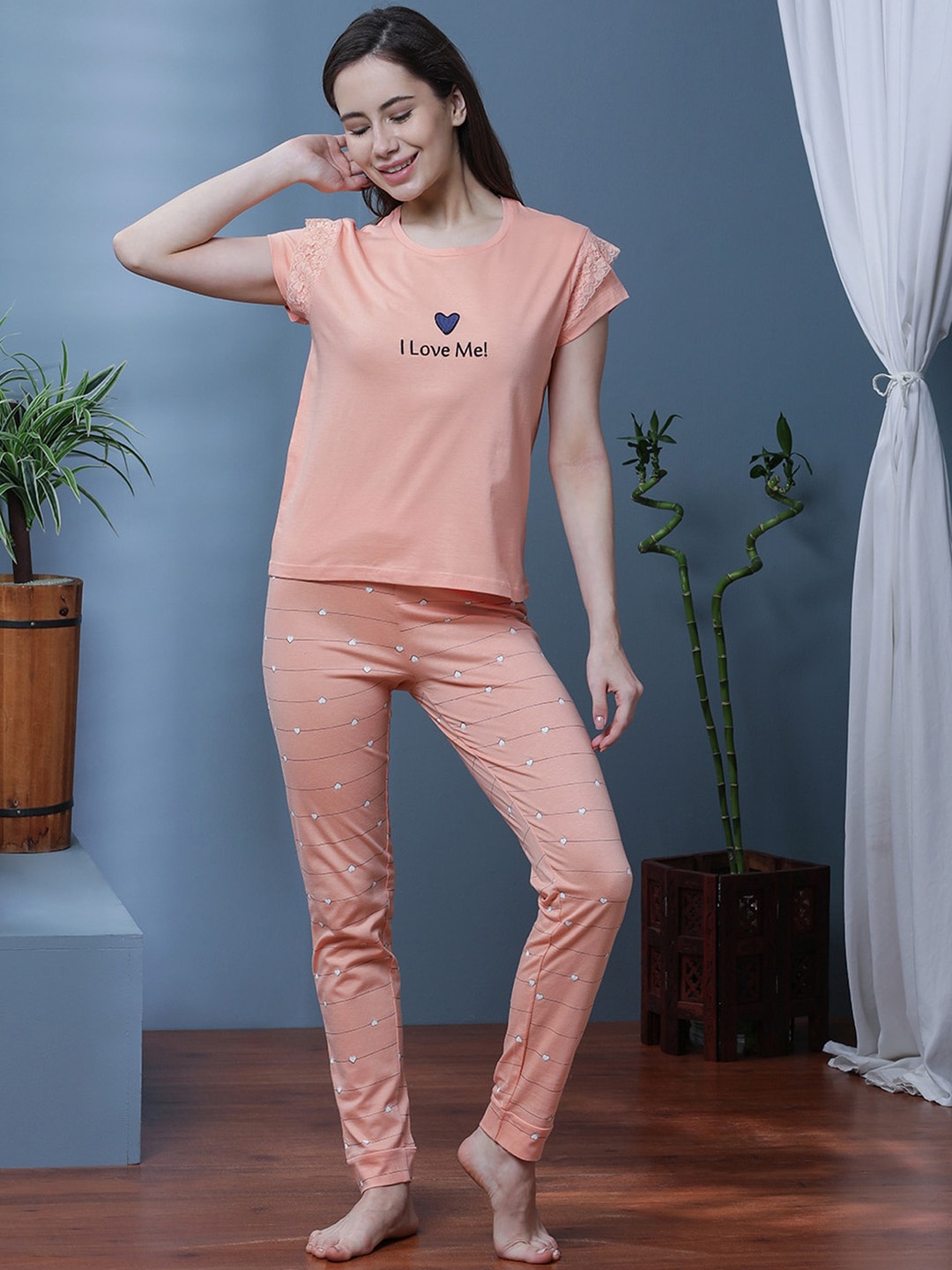 

Slumber Jill Typography Printed Pure Cotton Night suit, Peach