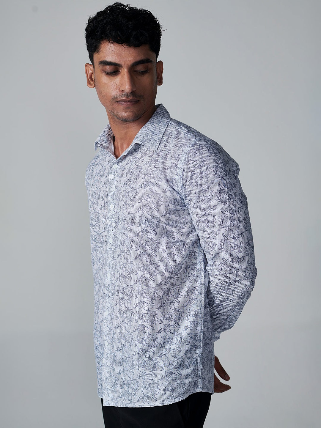

OFFCUTS Classic Floral Printed Cotton Linen Casual Shirt, Blue