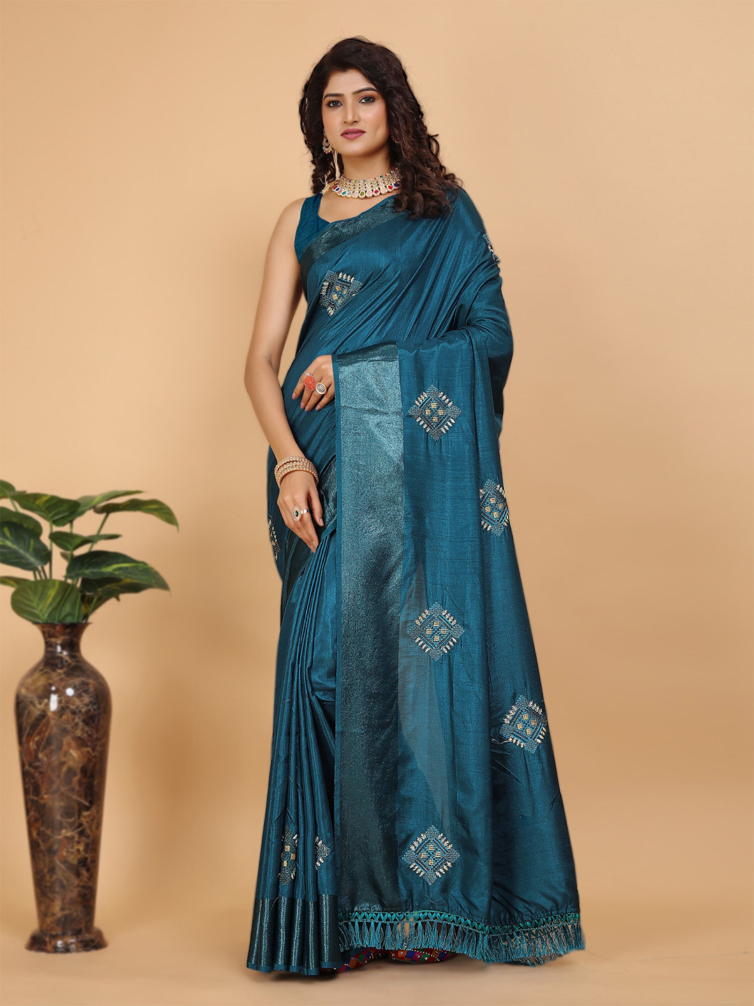 

Celeb Styles Ethnic Motifs Embroidered Zari Saree, Teal