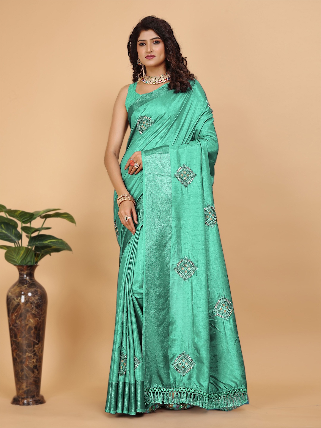

Celeb Styles Ethnic Motifs Embroidered Zari Saree, Sea green
