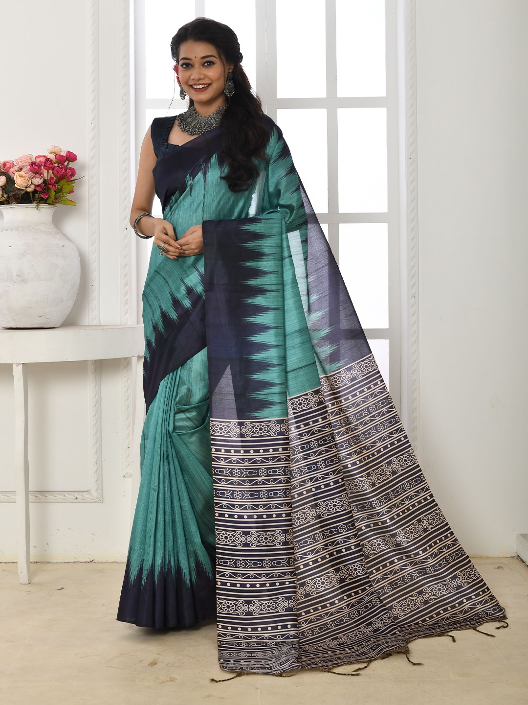 

Anouk Abstract Printed Saree, Teal