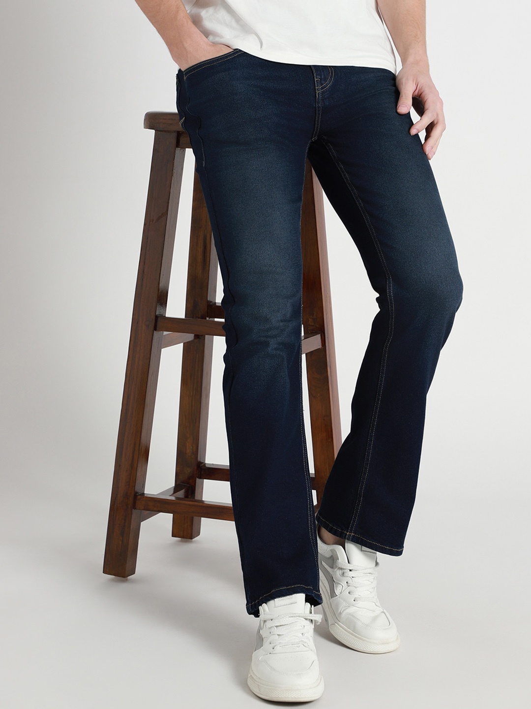 

Dennis Lingo Men Bootcut Clean Look Stretchable Jeans, Blue
