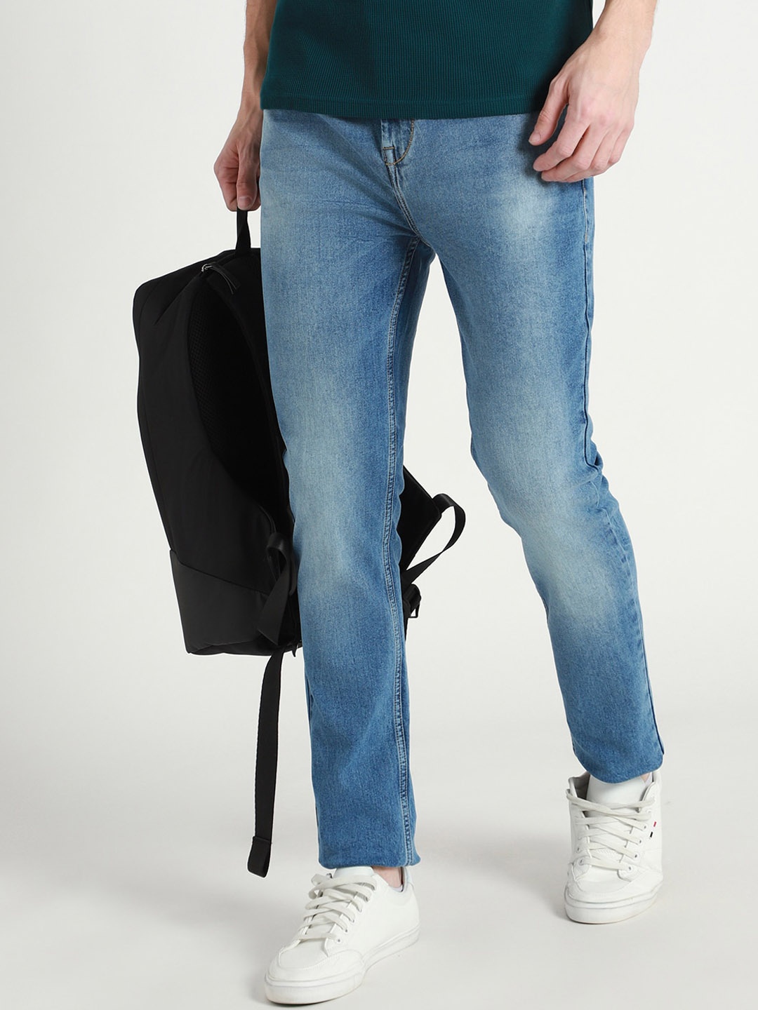 

Dennis Lingo Men Slim Fit Clean Look Heavy Fade Stretchable Jeans, Blue