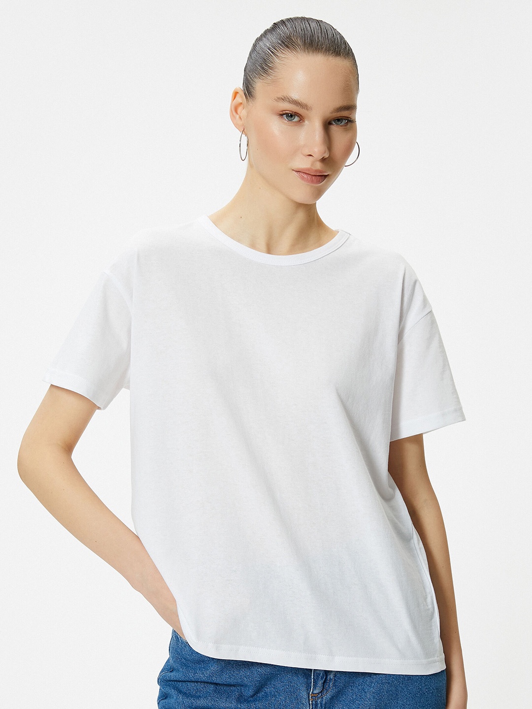 

Koton Drop-Shoulder Sleeves Oversized Pure Cotton Casual T-shirt, Beige