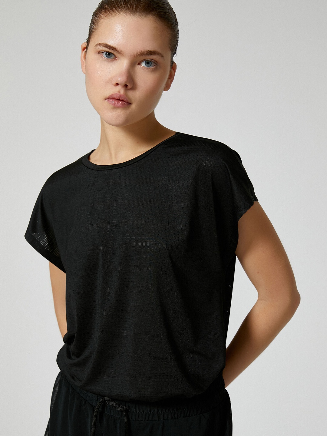 Koton Round Neck Extended Sleeves T-Shirt, Black