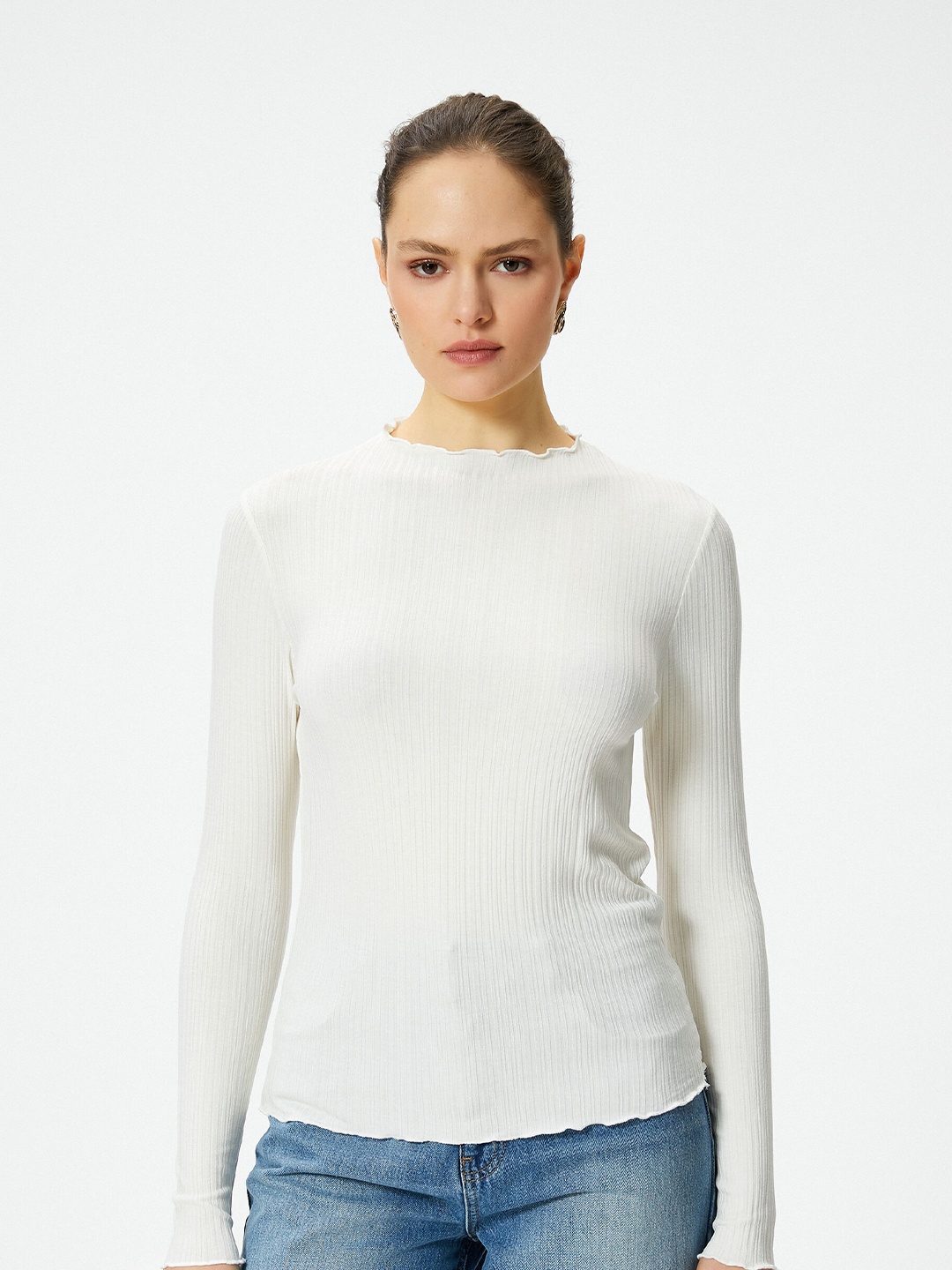 

Koton High Neck Long Sleeves T-shirt, Off white
