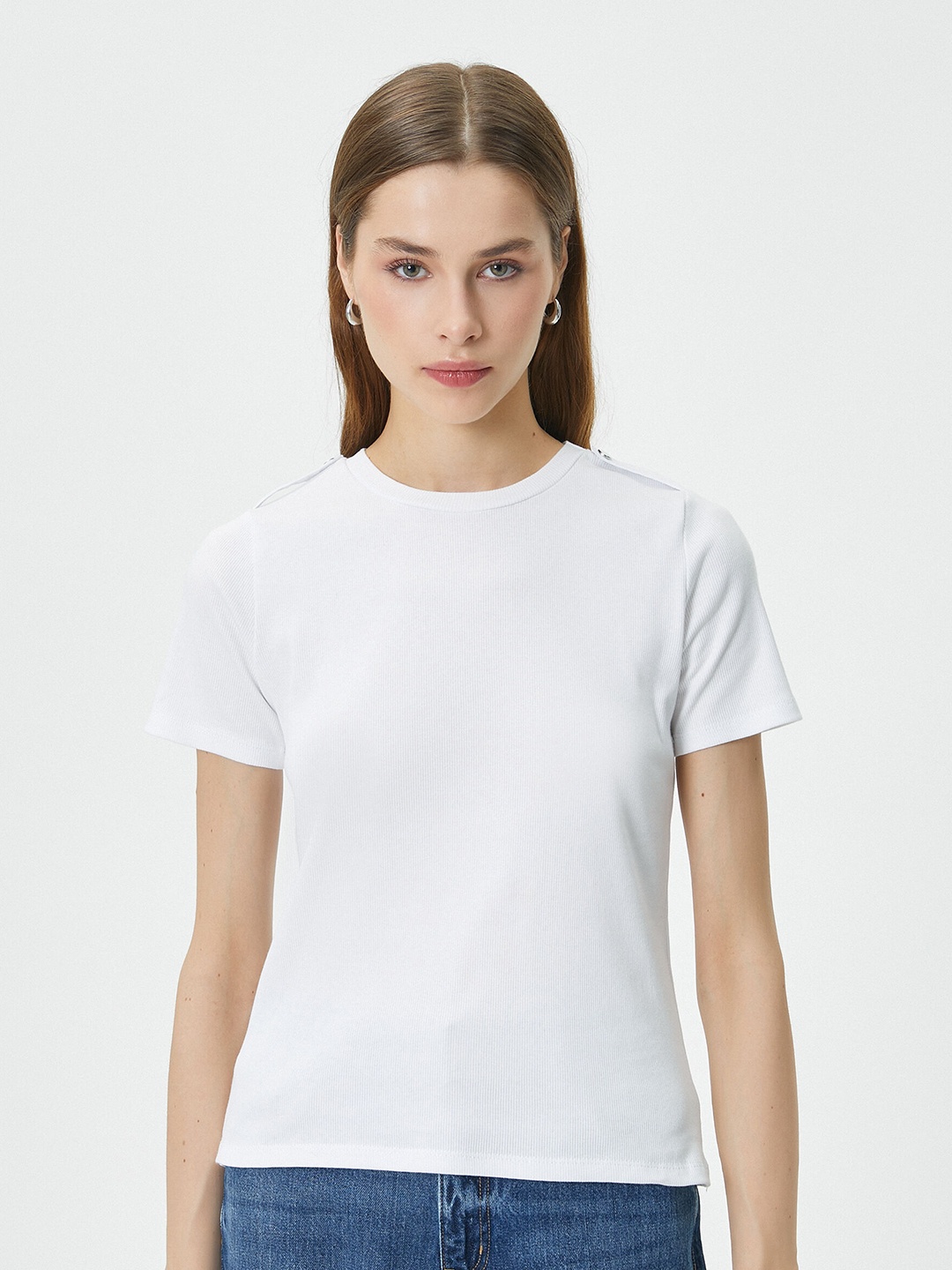 

Koton Round Neck Slim Fit Crop T-shirt, White