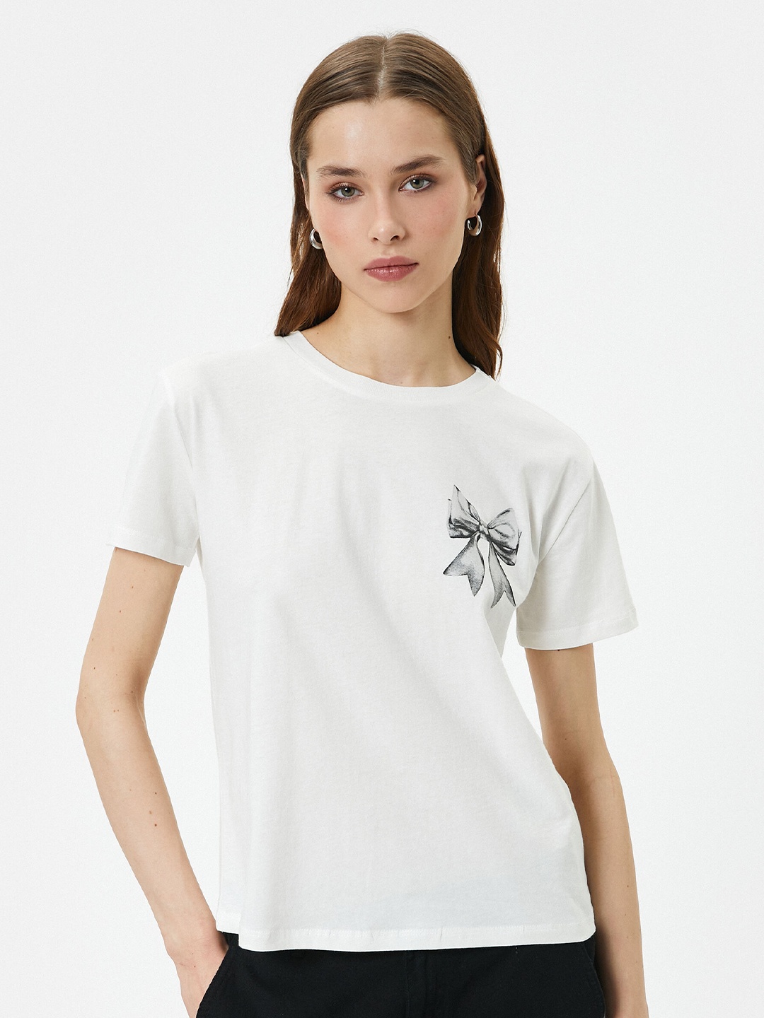 

Koton Graphic Printed Round Neck Pure Cotton T-shirt, White