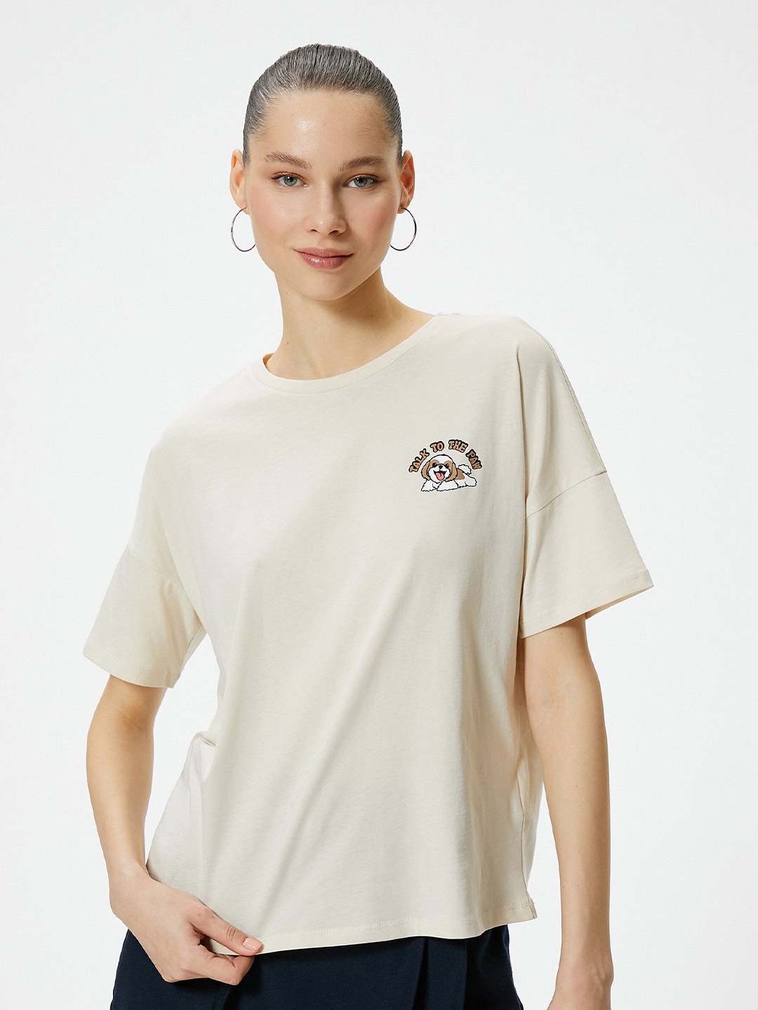 

Koton Drop Shoulder Sleeves Cotton Regular Fit T-shirt, Beige