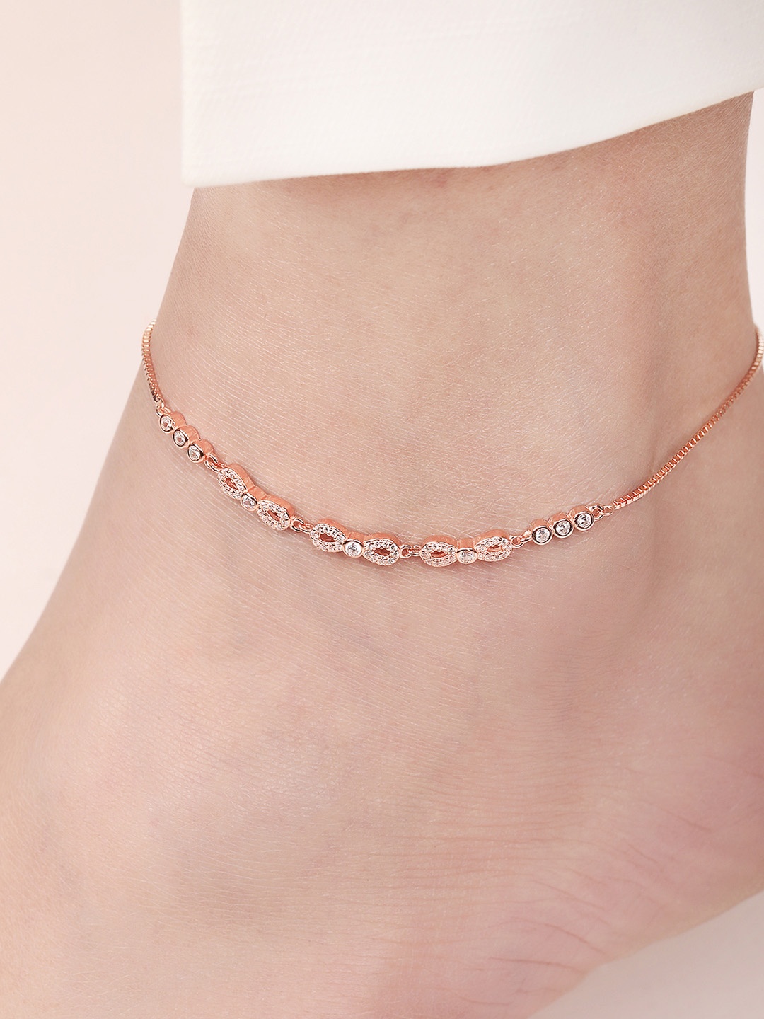 

Zavya Rose Gold-Plated Artificial Stones Anklet