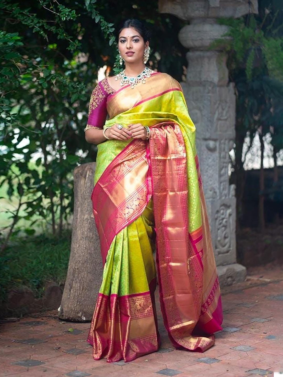 

Aldwych Woven Design Zari Banarasi Saree, Green