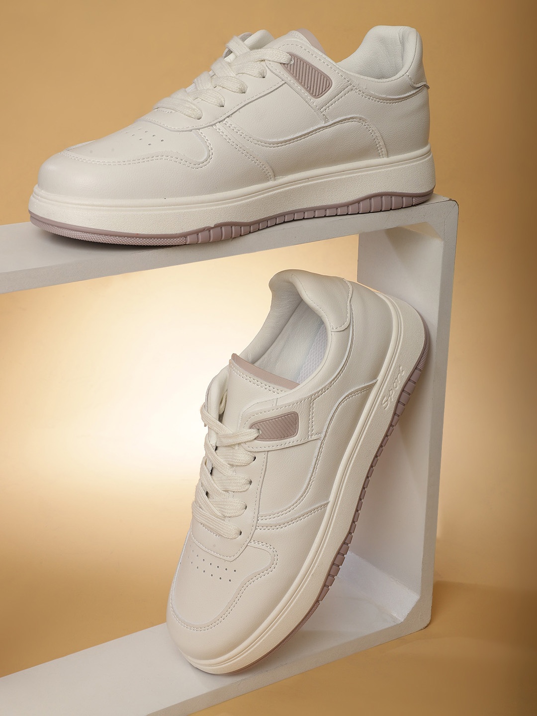 

OZZOH Women Round Toe Sneakers, White