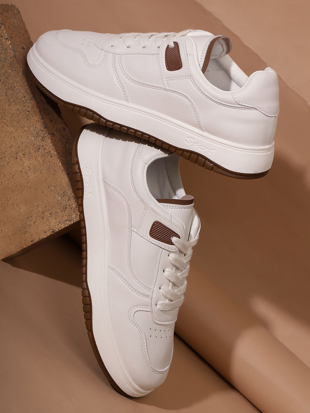 

OZZOH Women Round Toe Sneakers, White