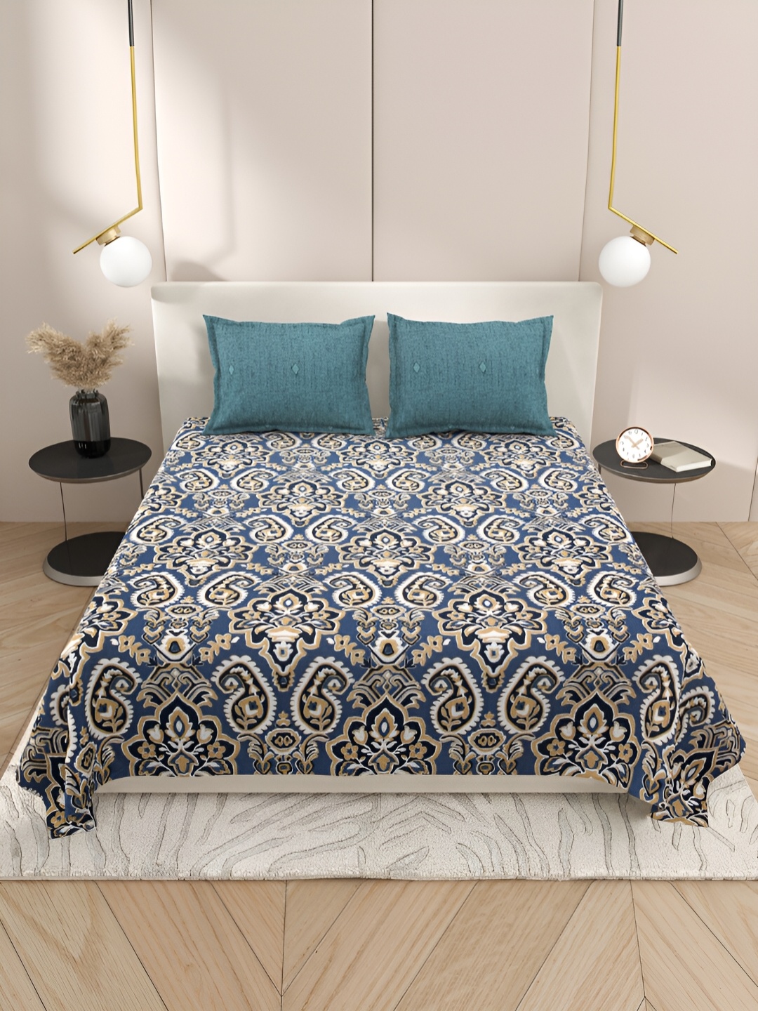 

Aura Green Ethnic Motifs Cotton 220 TC King Bedsheet with 2 Pillow Covers