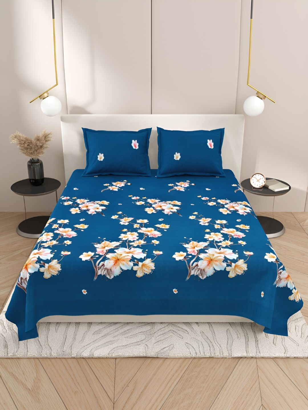 

Aura Blue & White Floral 220 TC Cotton King Bedsheet With 2 Pillow Covers