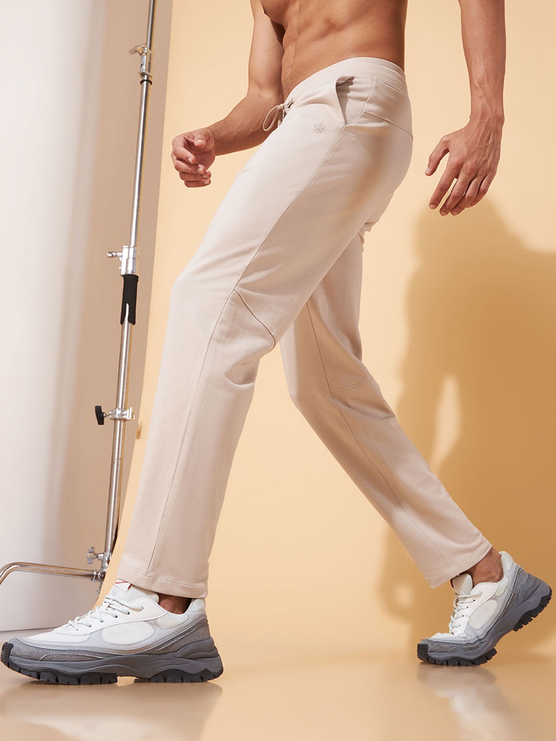 

CULT Men Always In Form Trackpants, Beige