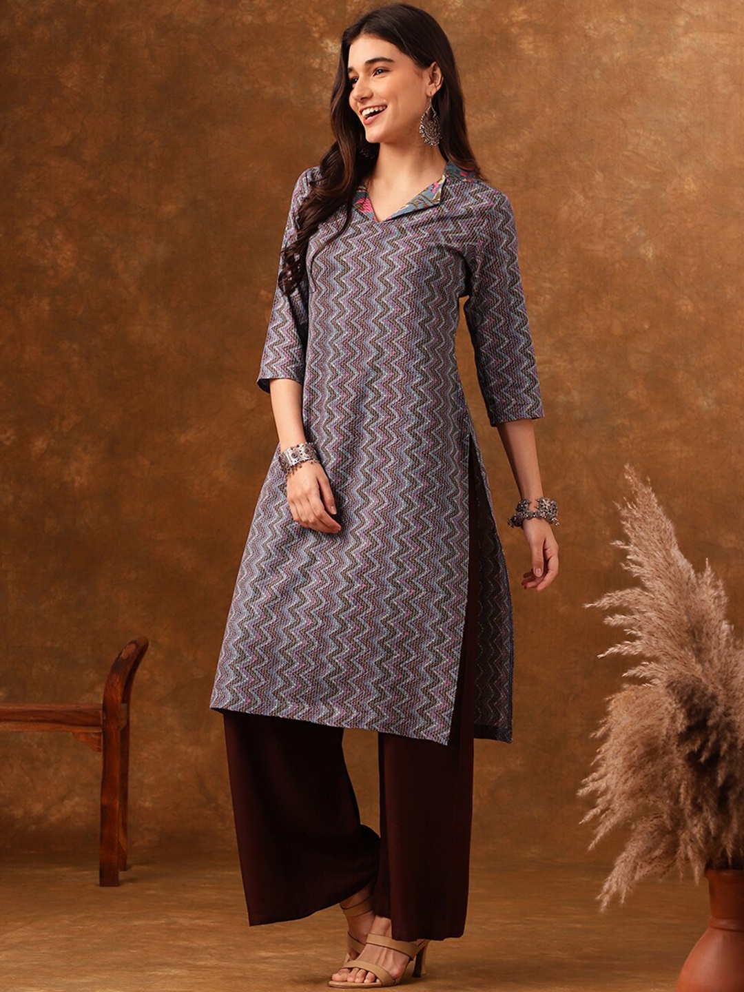 

Anouk Chevron Printed Thread Work Pure Cotton Straight Kurta, Turquoise blue