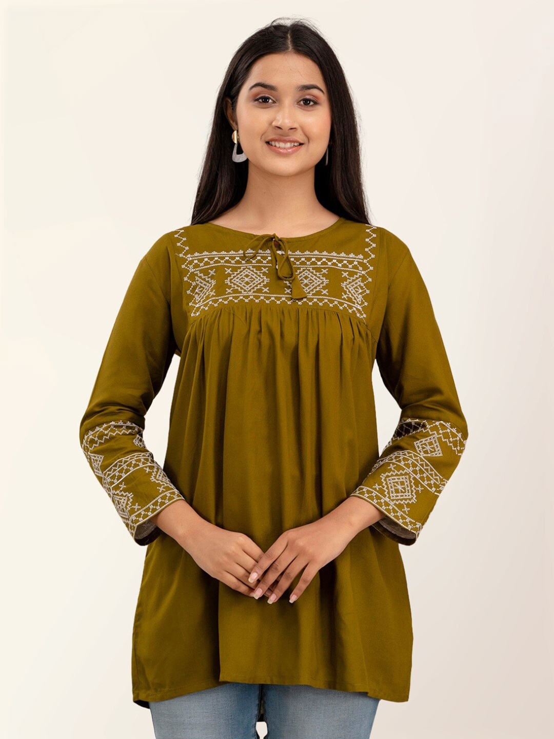 

FERANOID Ethnic Motifs Embroidered Tie-Up Neck Thread Work Pure Cotton A-Line Kurti, Green