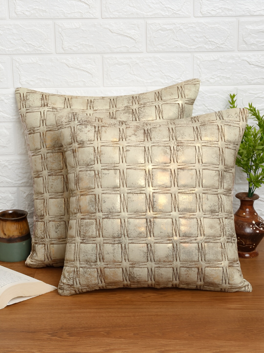 

Aura Off White & Gold Toned 2 Pieces Geometric Textured Velvet Square Cushion Covers