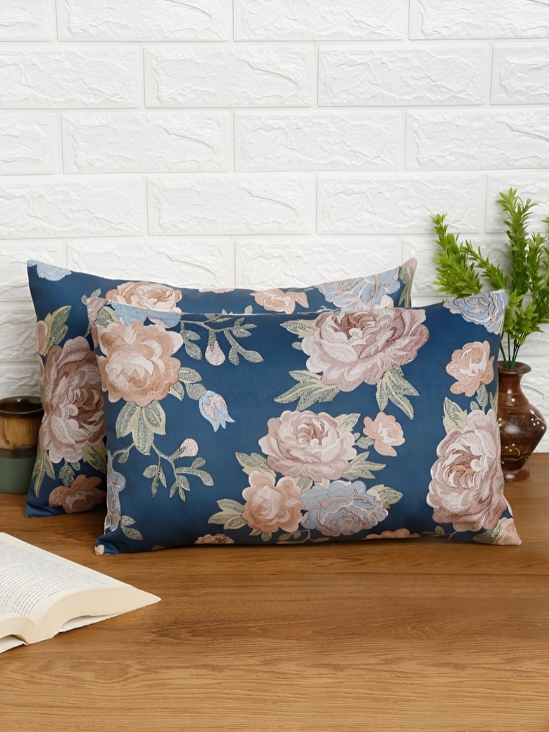 

Aura Blue & Green 2 Pieces Floral Embroidered Velvet Rectangle Cushion Covers