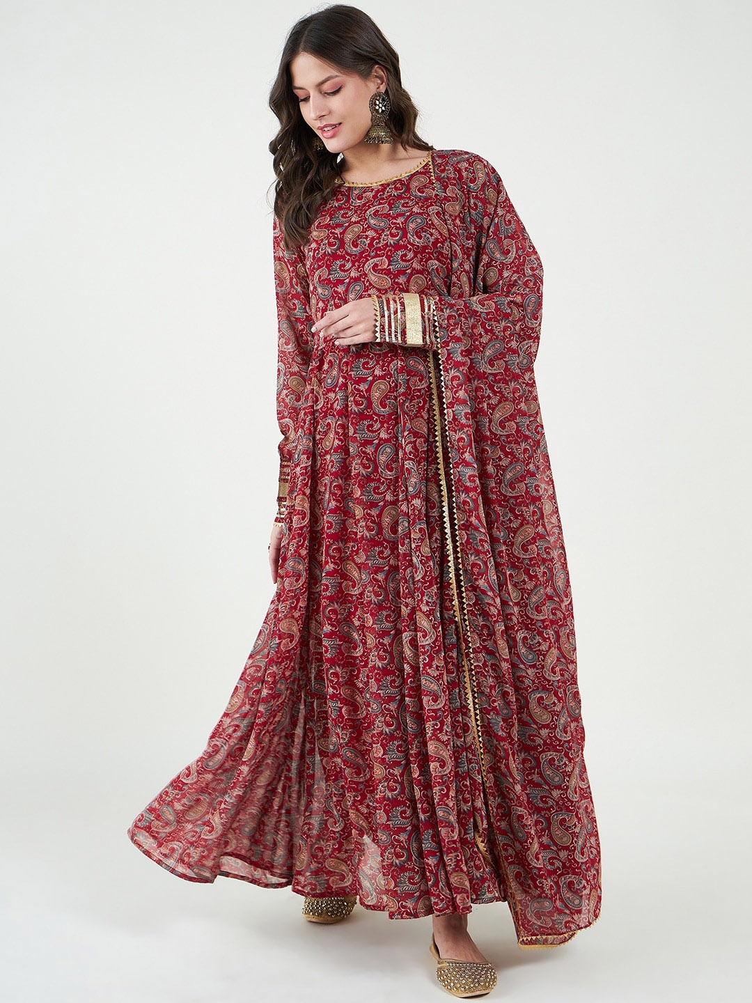 

Bitterlime Paisley Printed Gotta Patti Anarkali Kurta with Dupatta, Red