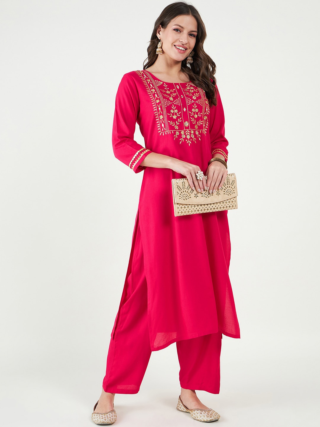 

Bitterlime Ethnic Motifs Embroidered Mirror Work Kurta With Trouser, Pink