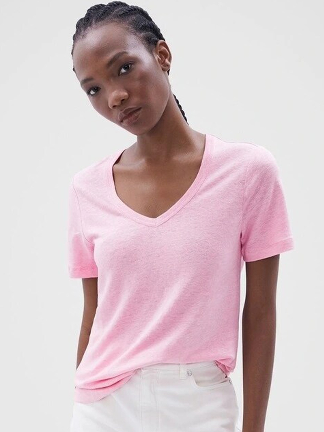 

COLOR CAPITAL V-Neck Short Sleeves Top, Black