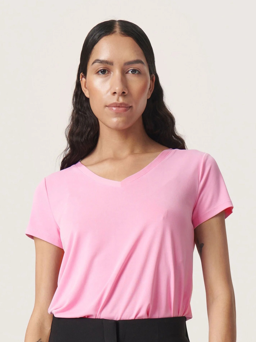 

COLOR CAPITAL Pack of 3 Short Sleeve V-Neck Top, Pink