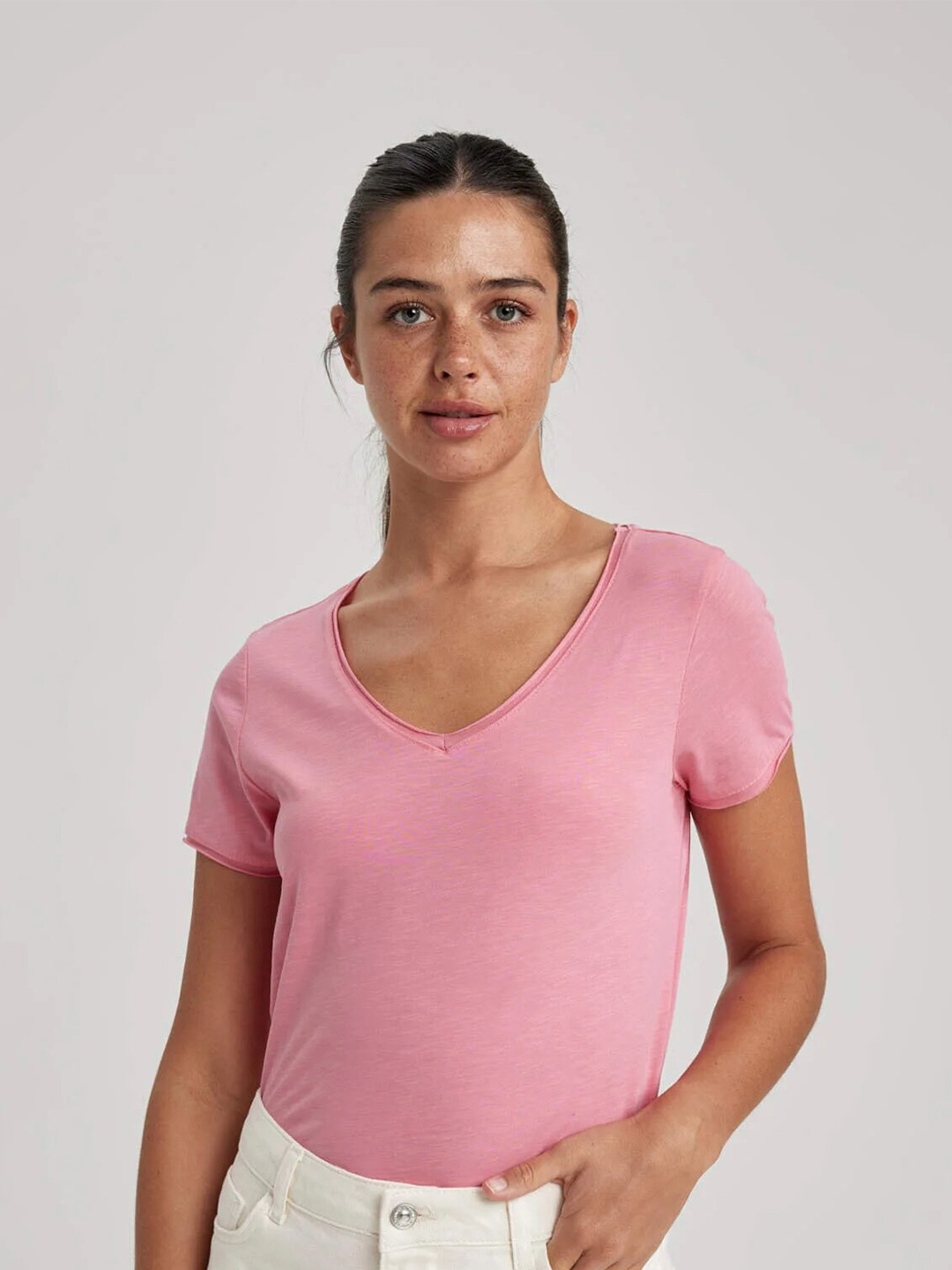 

COLOR CAPITAL Pack of 5 V-Neck Short Sleeve Top, Pink