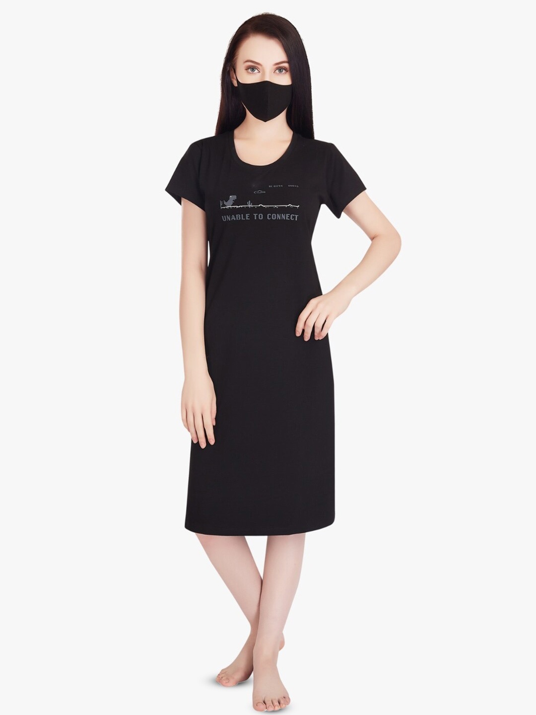 

QUIRA Typography Printed Pure Cotton Nightdress, Black