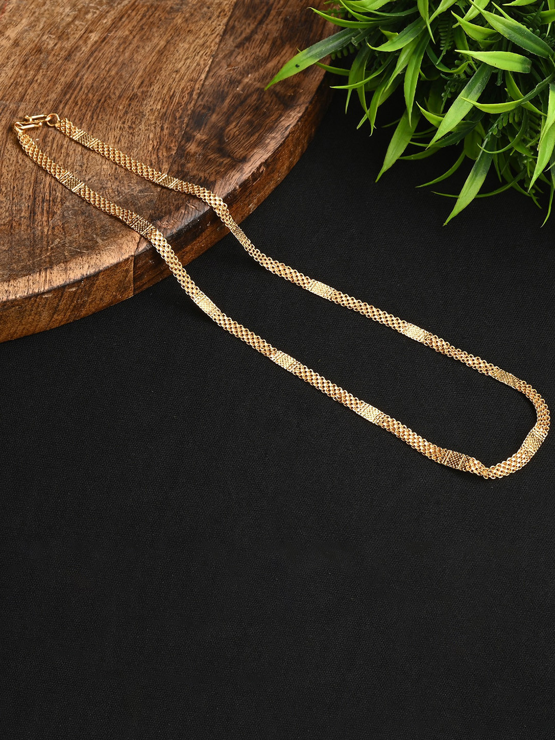 

AanyaCentric Gold Plated Jewellery Set