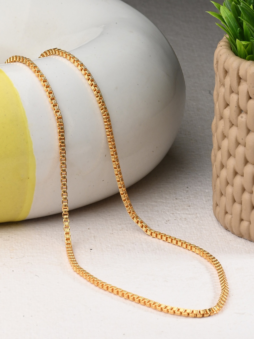 

AanyaCentric Gold-Plated Chain With Silver-Plated Anklets