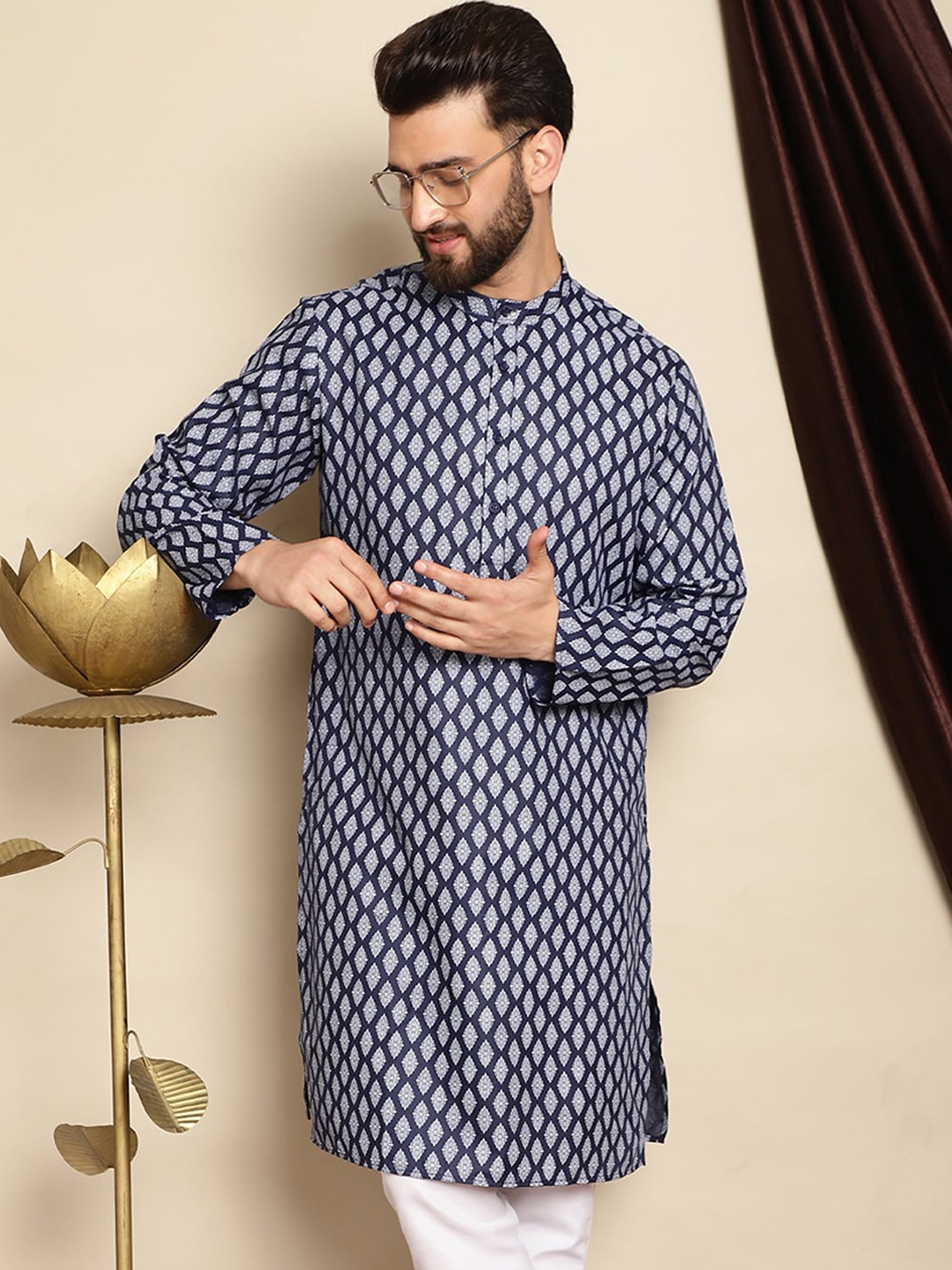 

Anouk Navy Blue Ethnic Motifs Printed Band Collar Straight Kurta