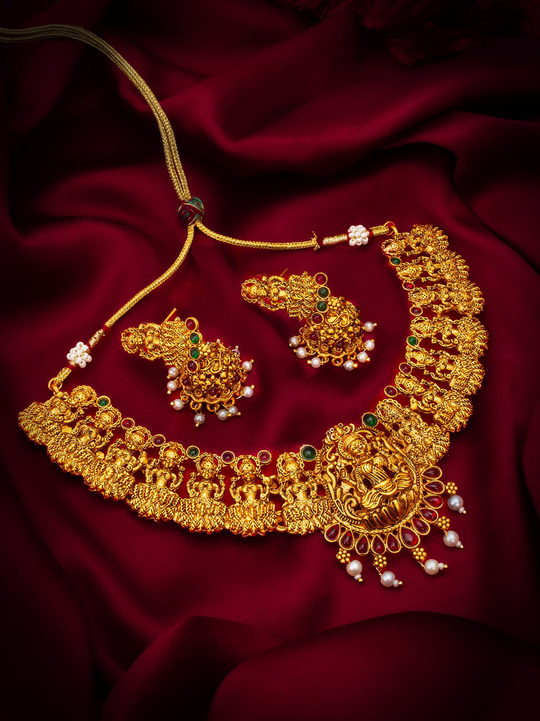 

aadita Artificial Stones Studded Jewellery Set, Gold