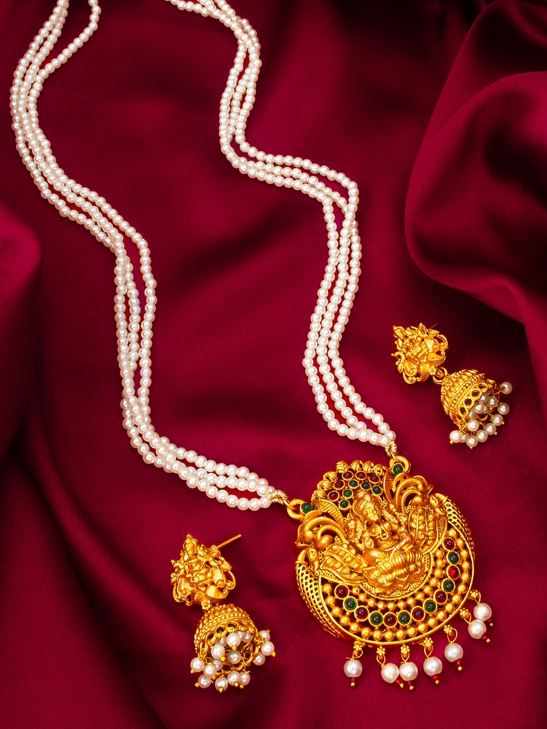 

aadita Gold-Plated Stones Studded & Beads Beaded Jewellery Set