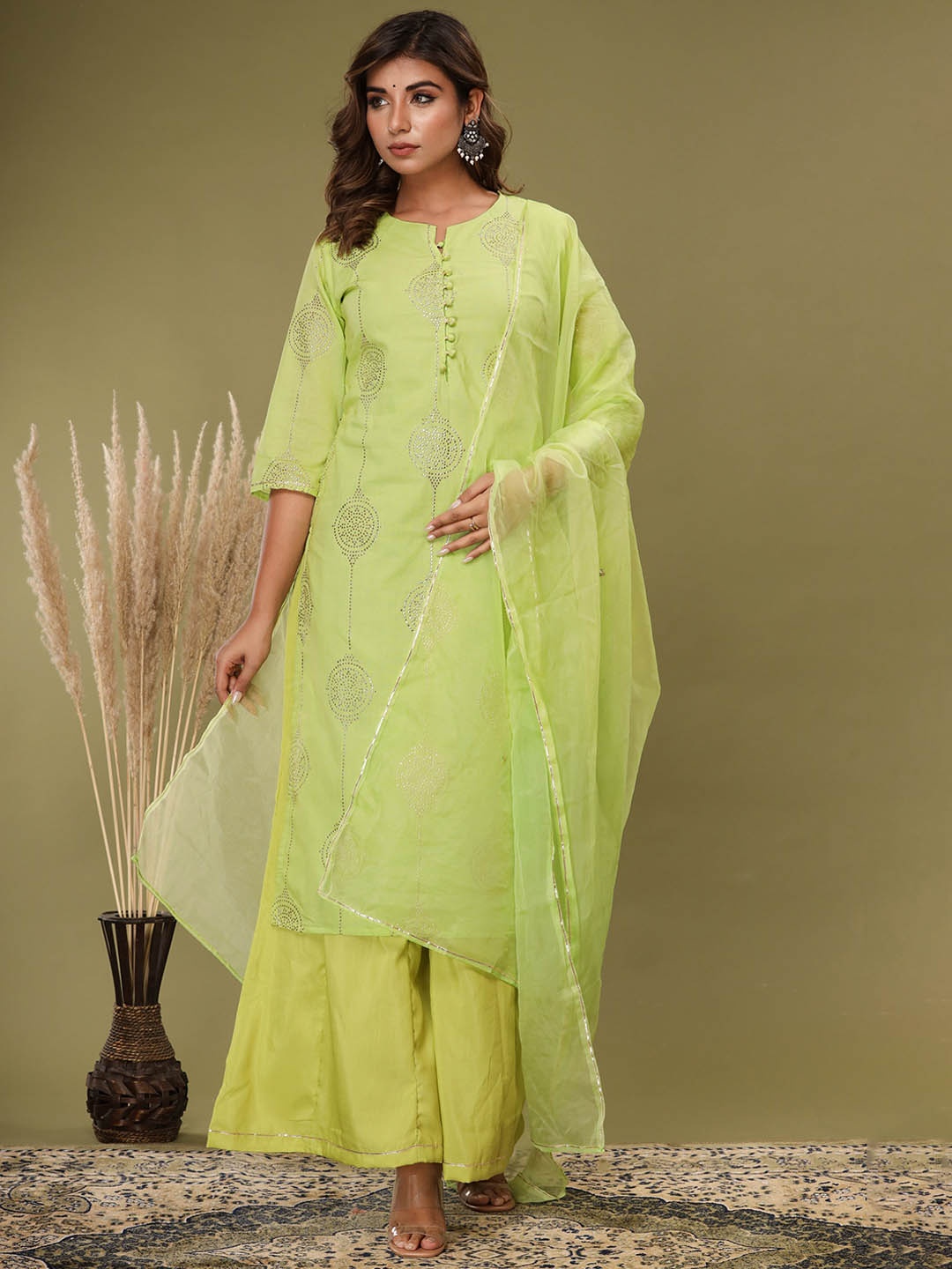 

Chandbaali Geometric Printed Round Neck Pure Cotton Kurta with Sharara & Dupatta, Green