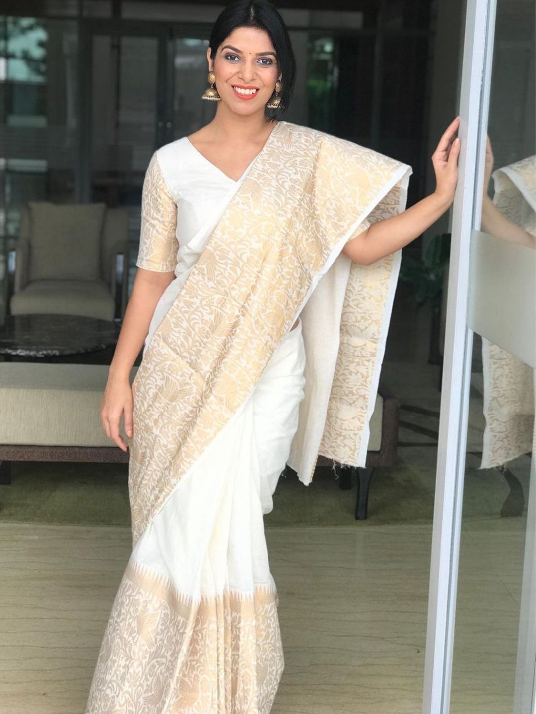 

Naishu Trendz Zari Pure Silk Kanjeevaram Saree, White